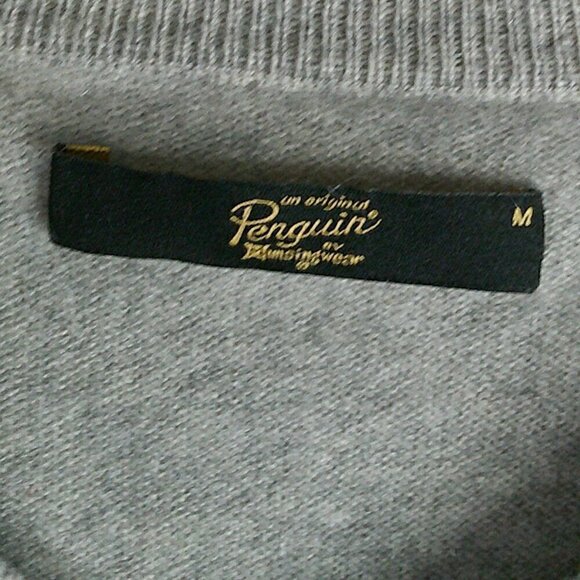 Penguin - Grey Long Sleeve V-Neck Sweater - Size Medium - Picture 4 of 5